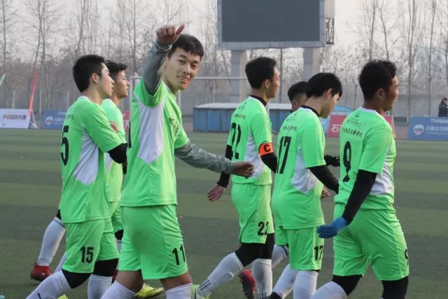 米勒31分黄蜂力克骑士止5连败 篮网险胜奇才